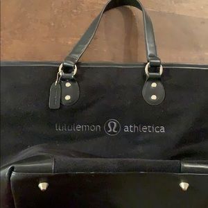 Lululemon gym bag - excellent condition